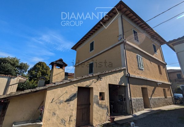 casa indipendente in vendita a Città della Pieve in zona Moiano