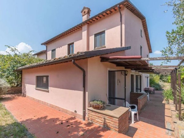 casa indipendente in vendita a Città della Pieve in zona Ponticelli