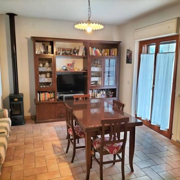 appartamento in vendita a Città della Pieve in zona Moiano