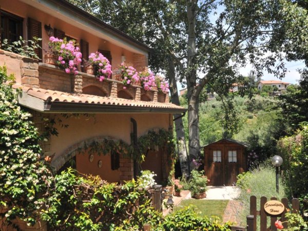 casa indipendente in vendita a Città della Pieve