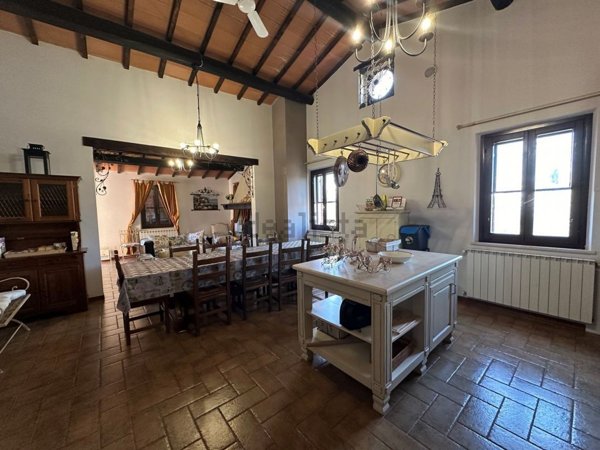 appartamento in vendita a Città della Pieve in zona Moiano