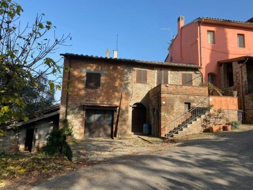 casa indipendente in vendita a Città della Pieve in zona Moiano