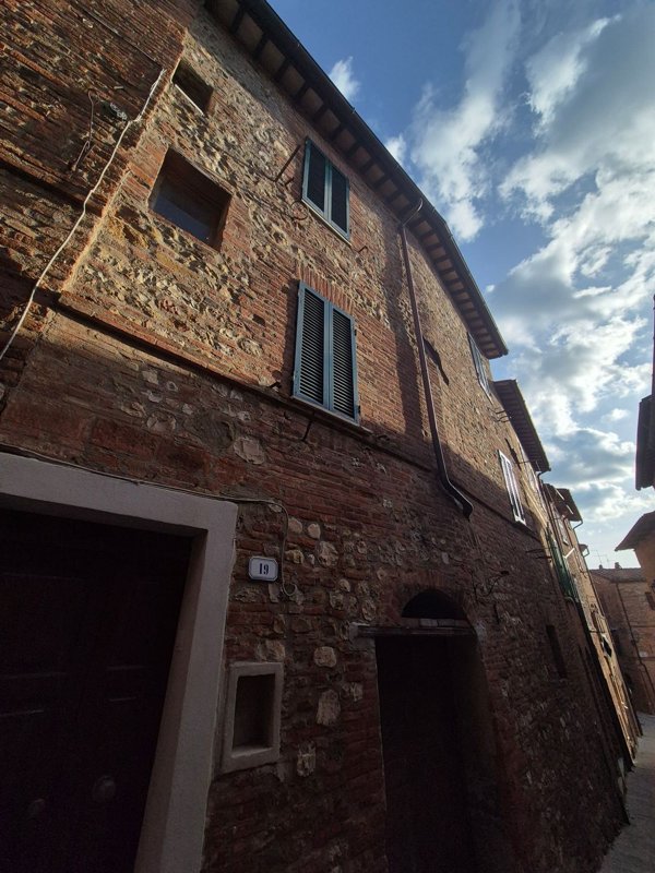 esavano in vendita a Città della Pieve