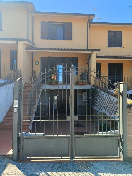 casa indipendente in vendita a Città della Pieve