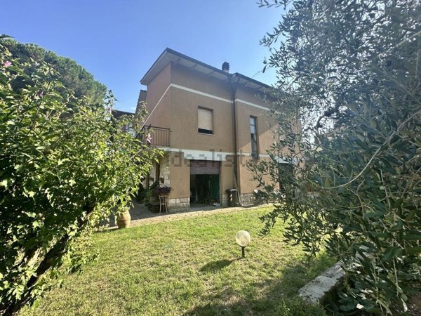 casa indipendente in vendita a Città della Pieve