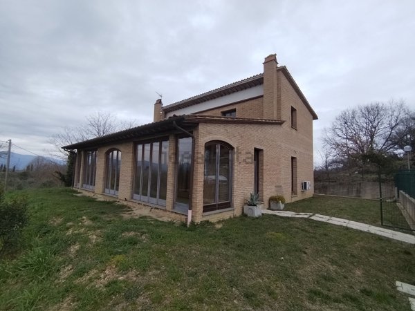 casa indipendente in vendita a Città della Pieve