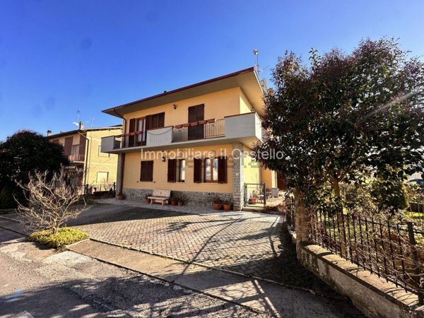 casa indipendente in vendita a Città della Pieve in zona Moiano