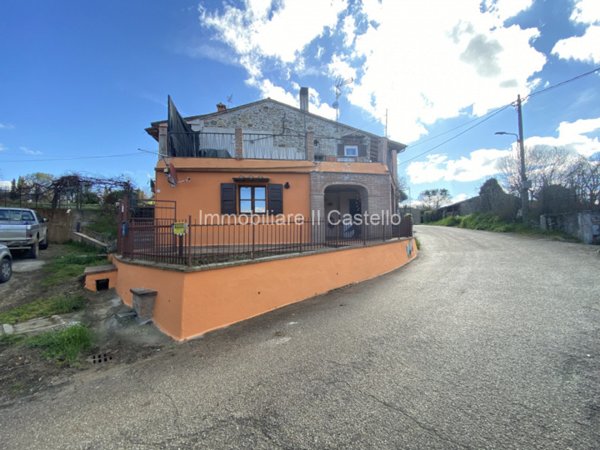 casa semindipendente in vendita a Città della Pieve in zona Moiano