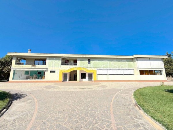 locale commerciale in vendita a Città della Pieve in zona Moiano