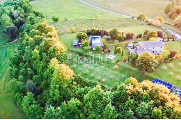 esavano in vendita a Città della Pieve