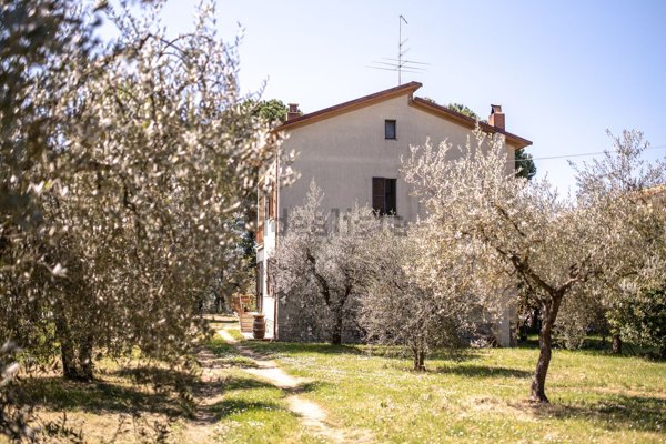 casa indipendente in vendita a Città della Pieve