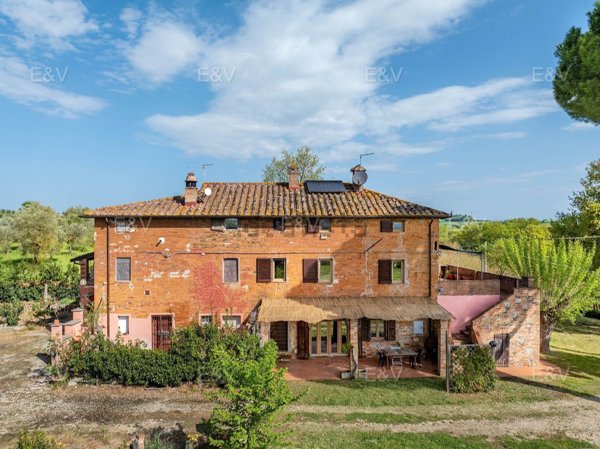 casa indipendente in vendita a Città della Pieve