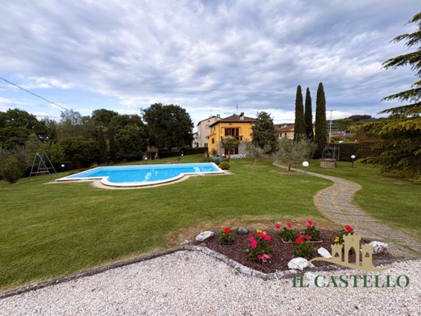 casa indipendente in vendita a Città della Pieve