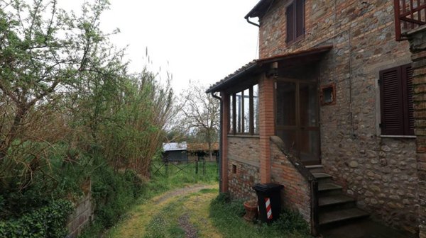 casa indipendente in vendita a Città della Pieve in zona Moiano