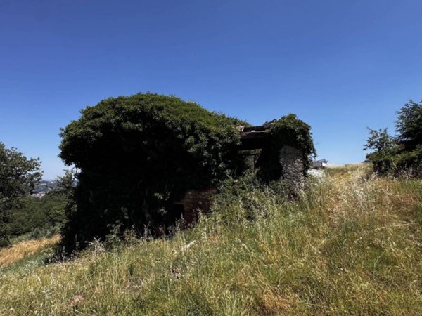 casa indipendente in vendita a Città della Pieve in zona Moiano