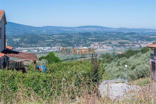 casa indipendente in vendita a Città della Pieve in zona Moiano