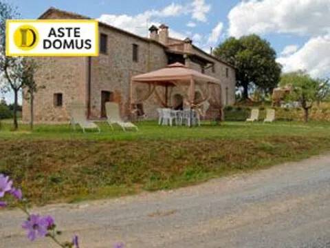casa indipendente in vendita a Città della Pieve in zona Moiano