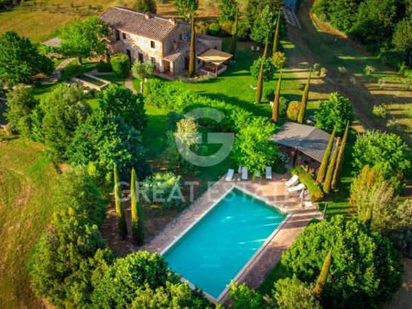 casa indipendente in vendita a Città della Pieve in zona Moiano