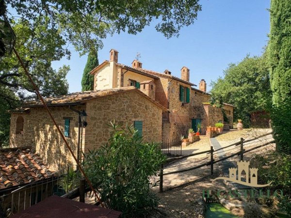 casa indipendente in vendita a Città della Pieve in zona Moiano