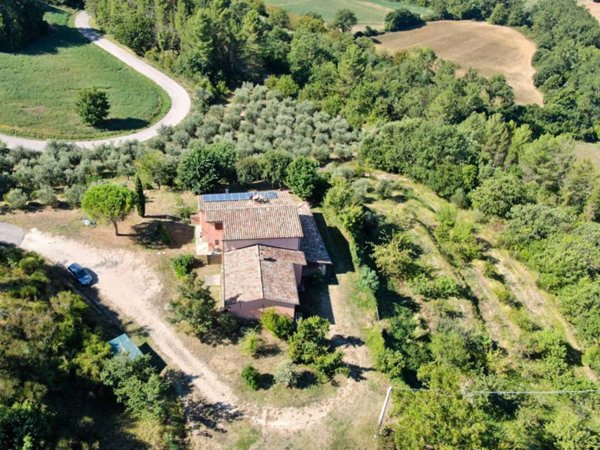 casa indipendente in vendita a Città di Castello