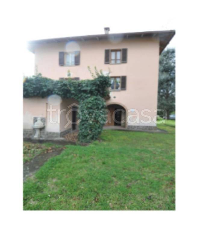 appartamento in vendita a Città di Castello in zona Lugnano