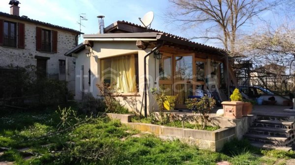 casa indipendente in vendita a Città di Castello in zona Cinquemiglia