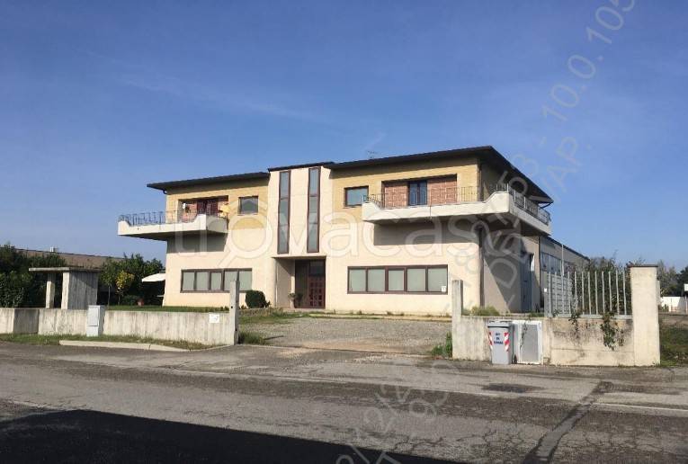villa in vendita a Città di Castello in zona Cerbara