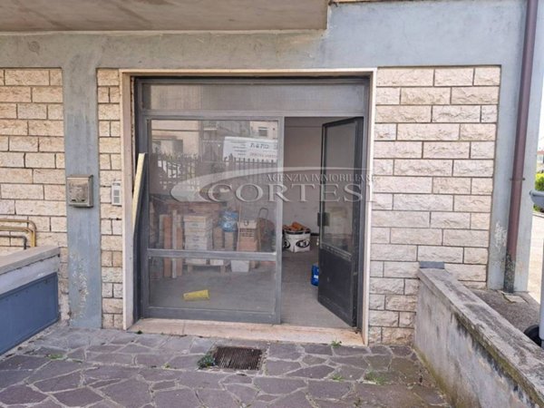 negozio in vendita a Città di Castello