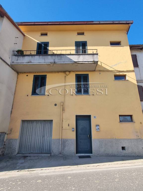 casa indipendente in vendita a Città di Castello in zona Fabbrecce