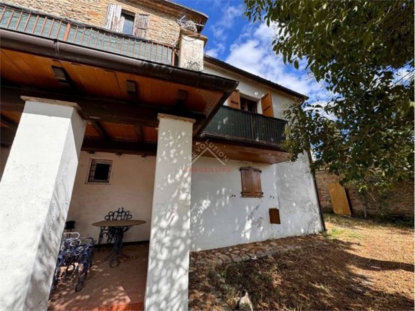 appartamento in vendita a Città di Castello in zona Uppiano