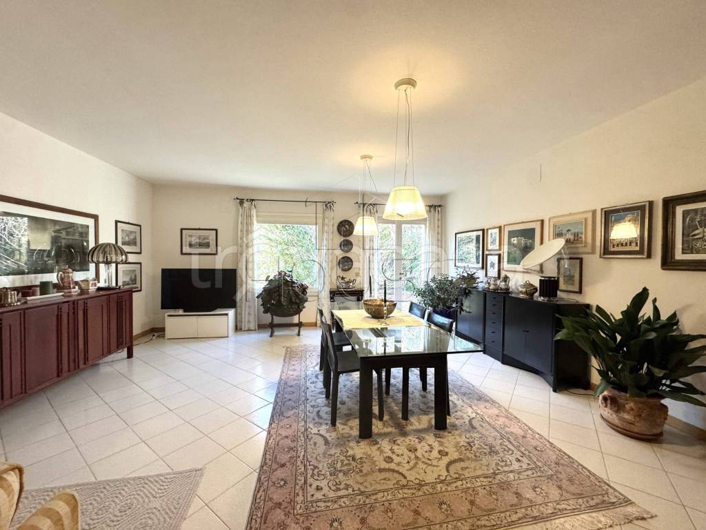 casa indipendente in vendita a Città di Castello in zona Trestina