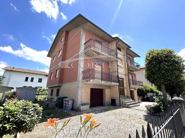 appartamento in vendita a Città di Castello in zona Cerbara
