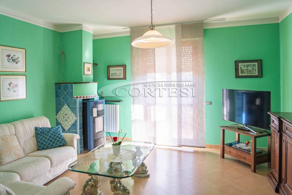 appartamento in vendita a Città di Castello in zona Promano