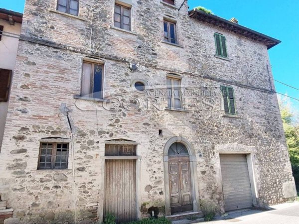 casa indipendente in vendita a Città di Castello in zona Fabbrecce