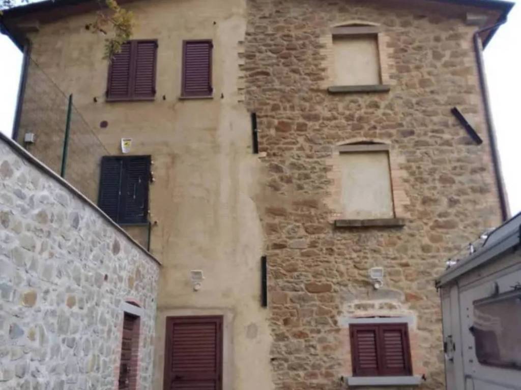 appartamento in vendita a Città di Castello in zona Volterrano