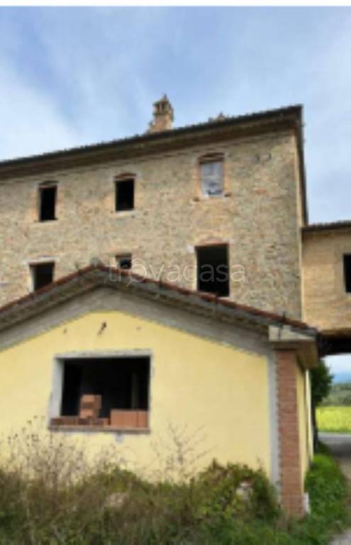 casa indipendente in vendita a Città di Castello in zona Lerchi