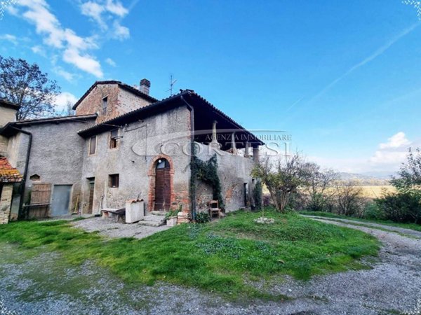 casa indipendente in vendita a Città di Castello in zona Trestina