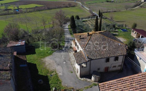 casa indipendente in vendita a Città di Castello in zona Trestina