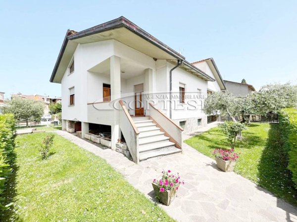 appartamento in vendita a Città di Castello in zona Promano
