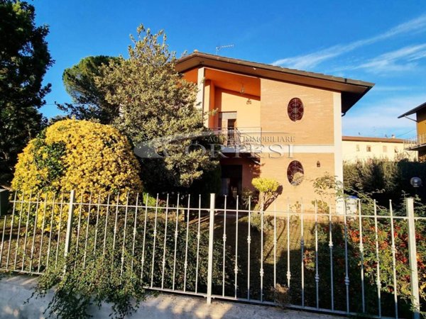casa indipendente in vendita a Città di Castello in zona Trestina