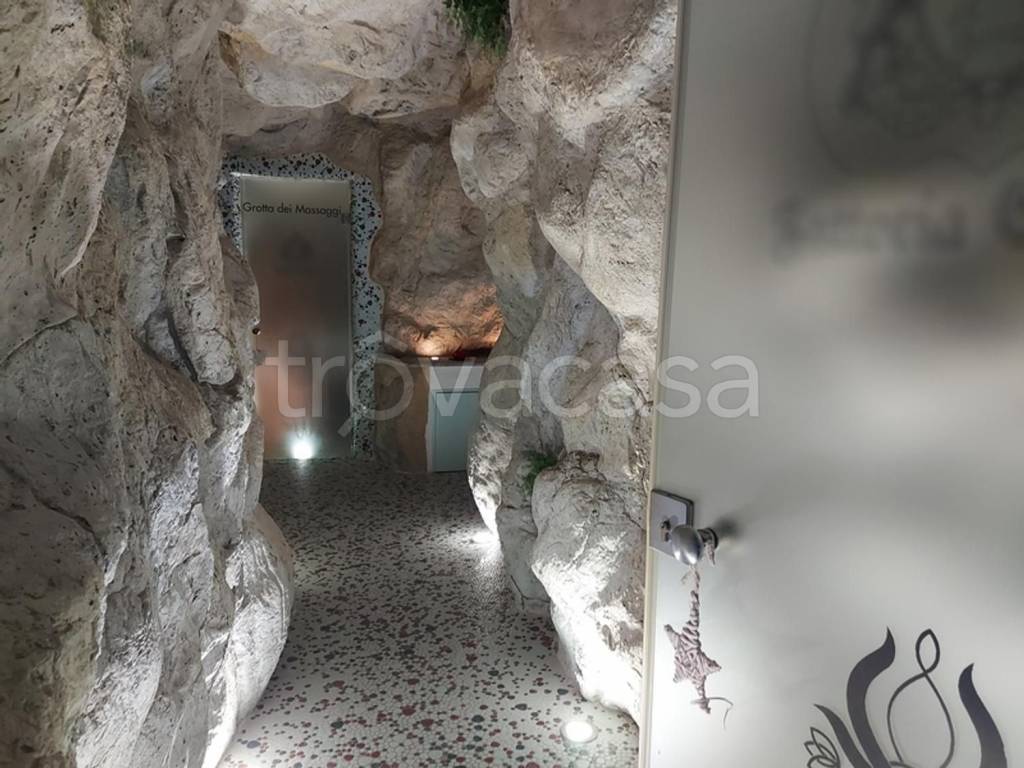 negozio in vendita a Città di Castello