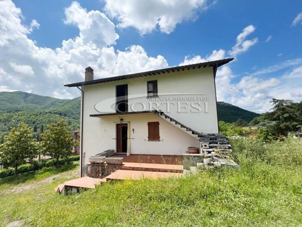 appartamento in vendita a Città di Castello in zona Volterrano