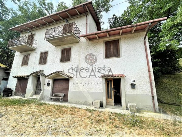 casa indipendente in vendita a Città di Castello