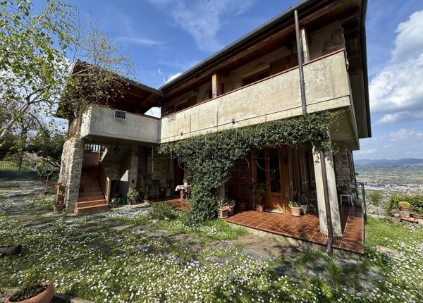 casa indipendente in vendita a Città di Castello