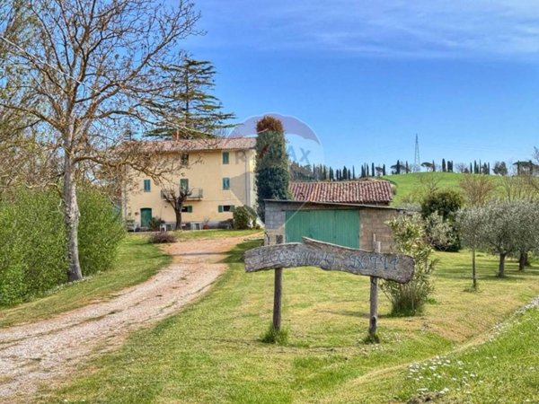 casa indipendente in vendita a Città di Castello