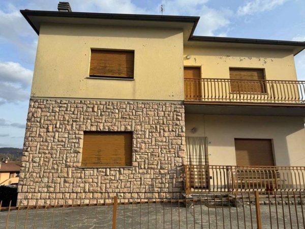 casa indipendente in vendita a Città di Castello