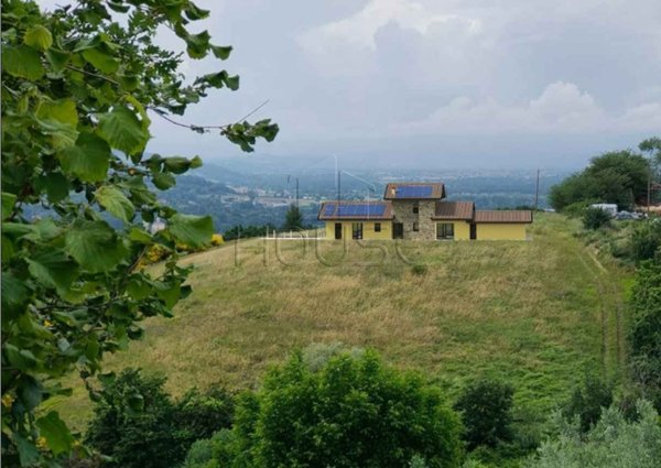casa indipendente in vendita a Città di Castello