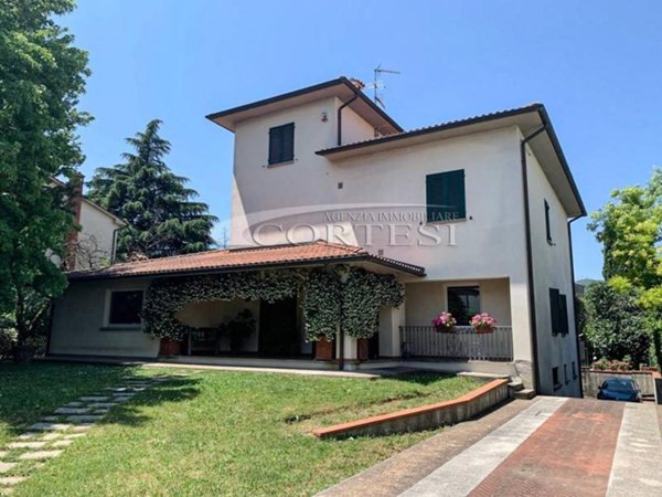 casa indipendente in vendita a Città di Castello