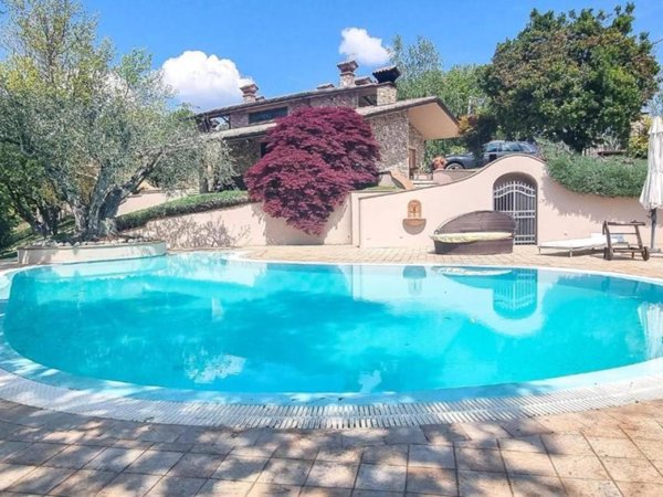 casa indipendente in vendita a Città di Castello