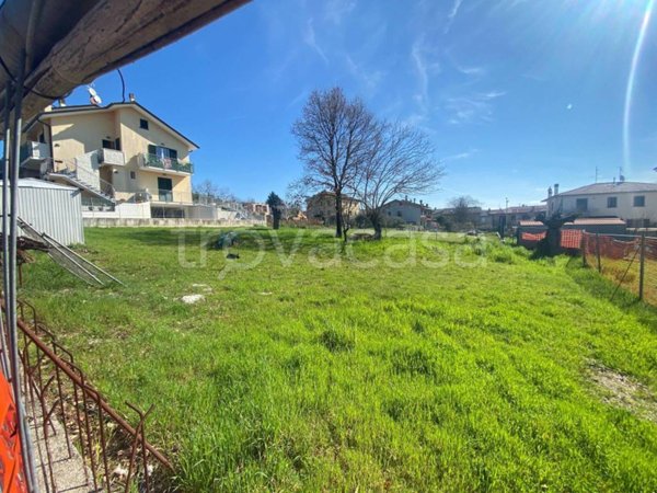 terreno agricolo in vendita a Città di Castello in zona Promano